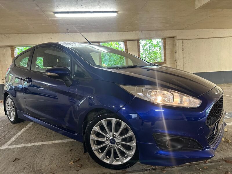View FORD FIESTA 1.0T EcoBoost Zetec S Euro 5 (s/s) 3dr