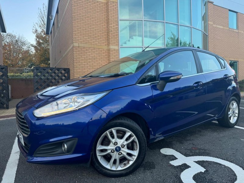 View FORD FIESTA 1.0T EcoBoost Zetec Euro 6 (s/s) 5dr