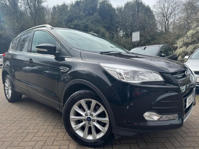 View FORD KUGA 2.0 TDCi Titanium 2WD Euro 6 (s/s) 5dr