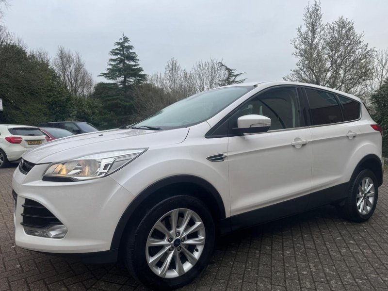 View FORD KUGA 2.0 TDCi Titanium AWD Euro 6 (s/s) 5dr