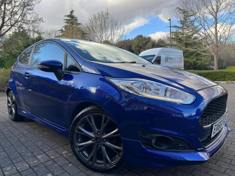 View FORD FIESTA 1.0T EcoBoost ST-Line Euro 6 (s/s) 3dr