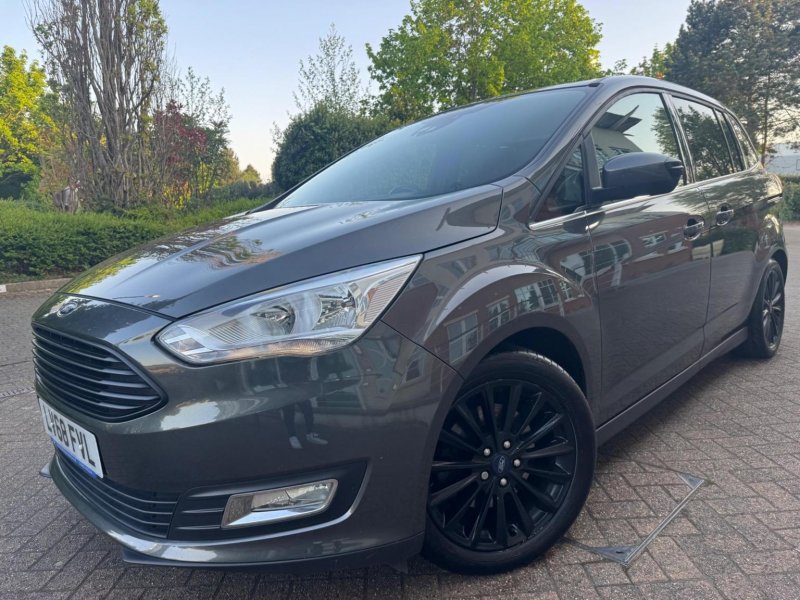 View FORD GRAND C-MAX 1.0T EcoBoost GPF Titanium Euro 6 (s/s) 5dr